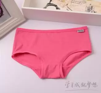 做梦梦见我在买内裤 梦见自己买一大堆内裤插图