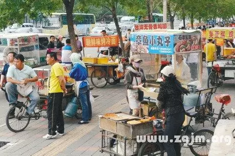做梦有人卖小商品 做梦卖衣服没人买插图