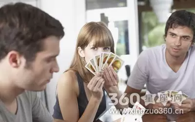 做梦梦见朋友赢钱了 梦见王牌是什么意思插图