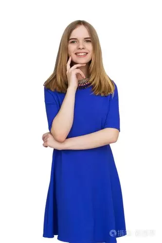 做梦一个女人穿着蓝色衣服 梦到一个穿绿色衣服的女人插图