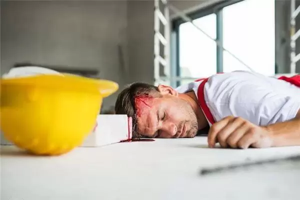 做梦头破了好吗 做梦自己的头被人打破了插图