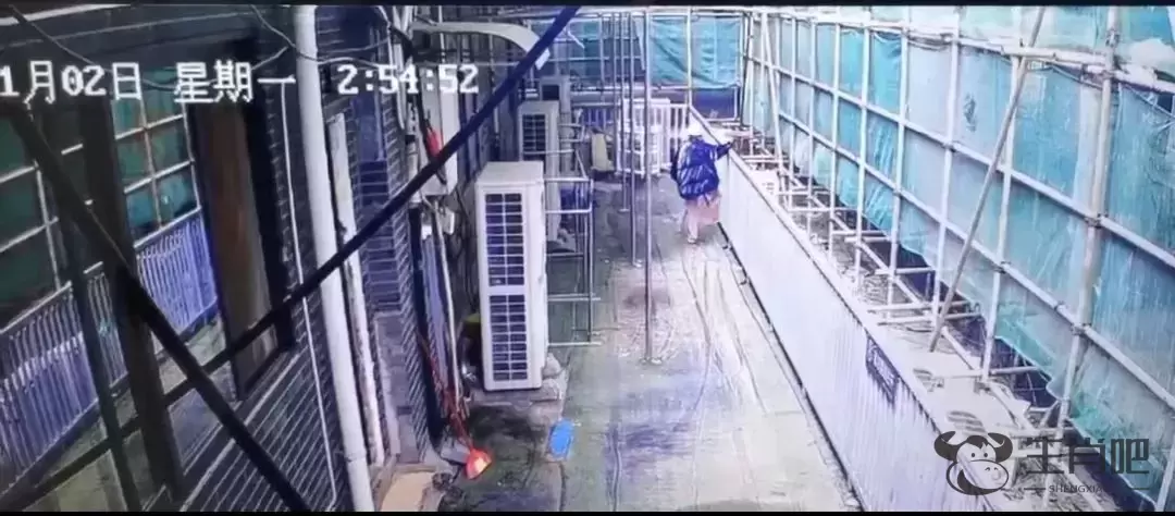 产妇擅入医院施工场地发生意外，谁担责？插图