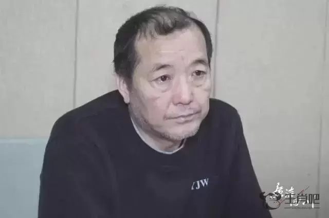 路政干部自创“罚款月票”：每月交800元，超载超限一律放行插图