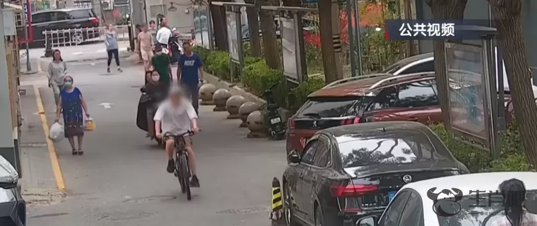 北京大爷拿高额退休金，住百平米三居室，却疯狂偷盗！被抓还振振有词……插图