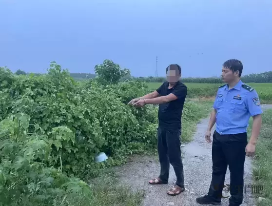 河埂上，民警和村干部连续蹲守5天……插图