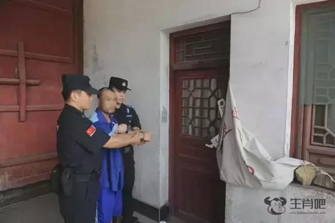 废弃房内发现女尸！警方：嫌疑人搜刮20元后逃离，正因猥亵罪被羁押插图1