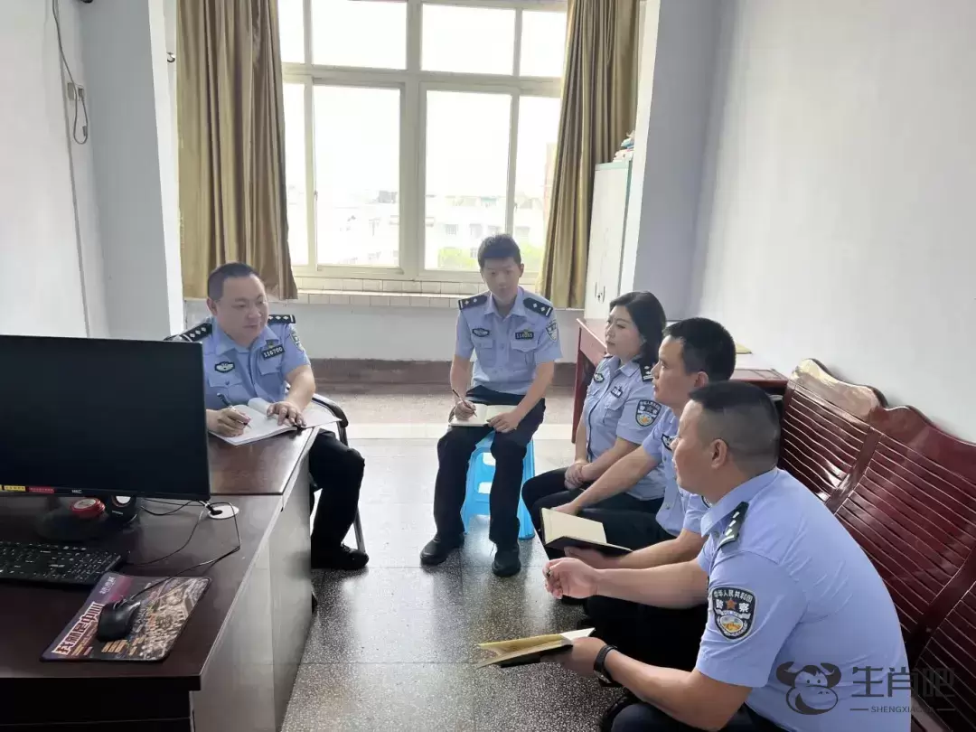 “我的账号咋自动发布擦边视频？”警方介入调查，抓获12人！插图